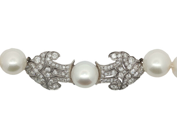 Graduated Pearl Choker With Deco Adornment - Image 2