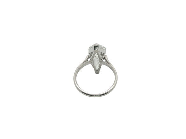 Mid-Century Kite-Shaped Diamond Ring - Image 4